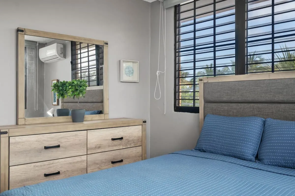 Habitación principal con cama queen